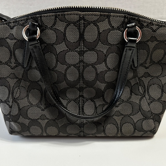 Black Coach Crossbody - Picture 4 of 5